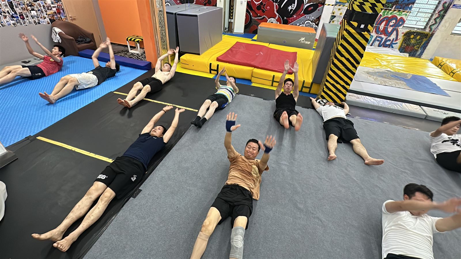 TNTSTAR 训练与赛事现场